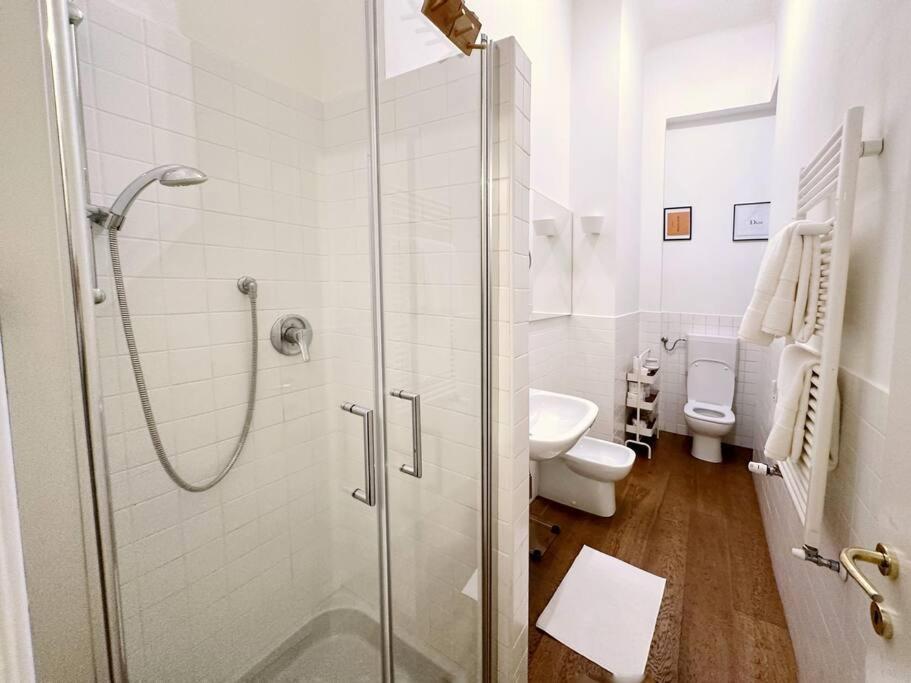 Cadorna Apartment Milan Exterior photo