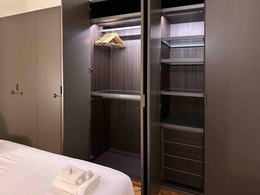 Cadorna Apartment Milan Exterior photo
